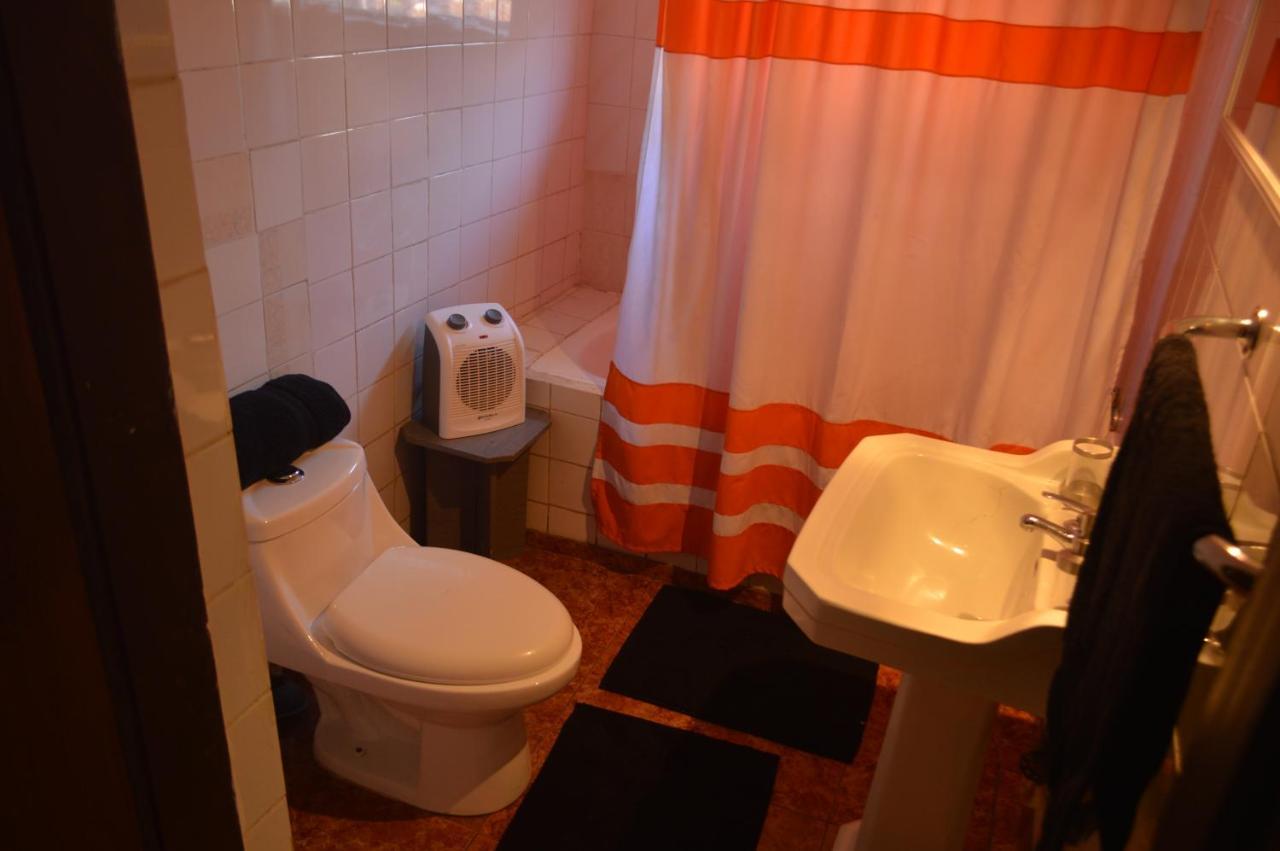 Hostal Y Cabanas Vientos Del Sur Puerto Ingeniero Ibanez Екстер'єр фото